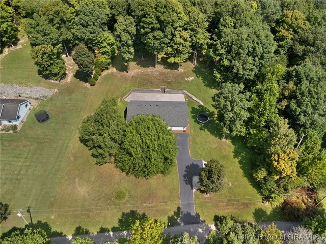 $267,650 | 5772 South Rolling Woods Road, Marengo, IN 47140