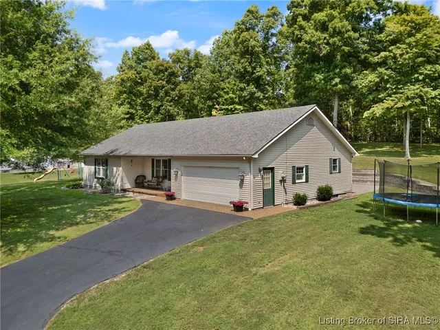 $267,650 | 5772 South Rolling Woods Road, Marengo, IN 47140
