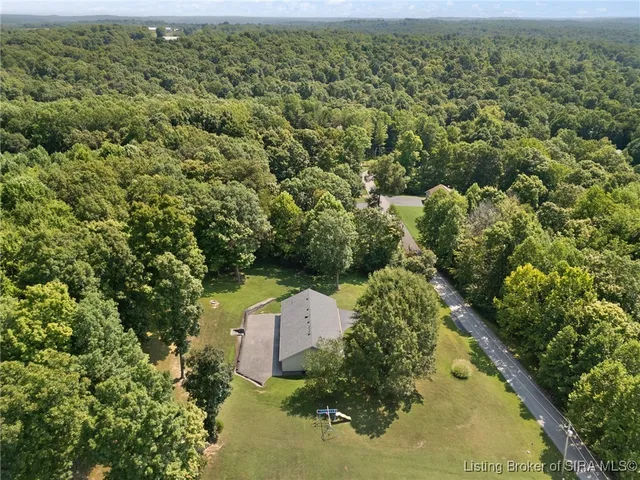 $267,650 | 5772 South Rolling Woods Road, Marengo, IN 47140