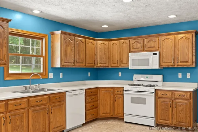 $267,650 | 5772 South Rolling Woods Road, Marengo, IN 47140