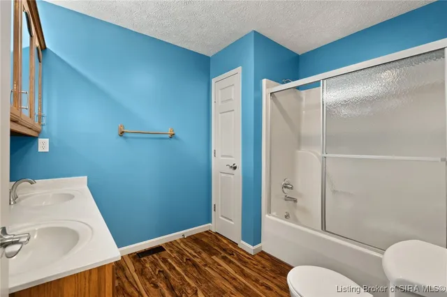 $267,650 | 5772 South Rolling Woods Road, Marengo, IN 47140