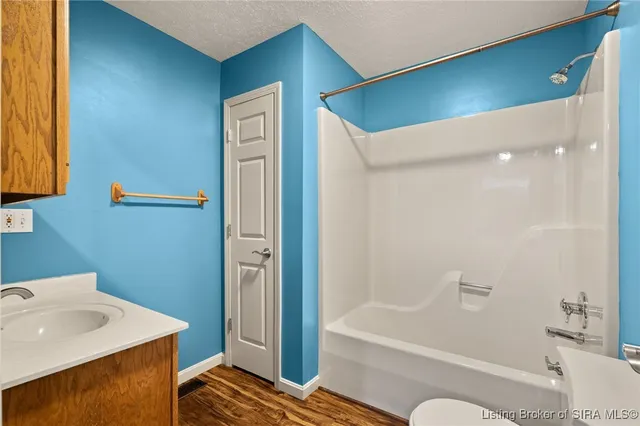 $267,650 | 5772 South Rolling Woods Road, Marengo, IN 47140