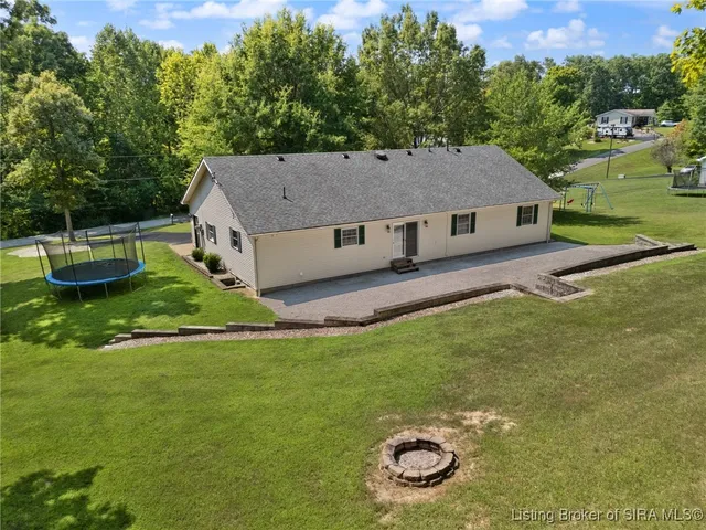 $267,650 | 5772 South Rolling Woods Road, Marengo, IN 47140