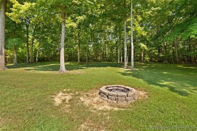$267,650 | 5772 South Rolling Woods Road, Marengo, IN 47140
