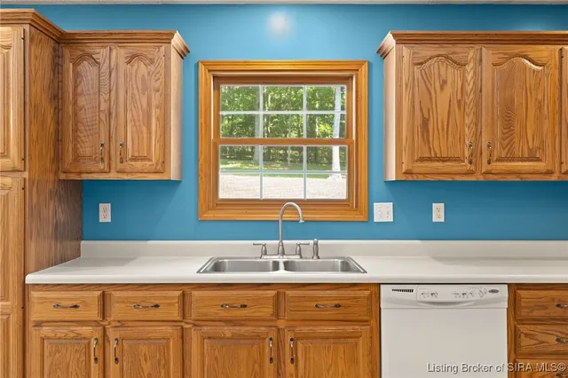 $267,650 | 5772 South Rolling Woods Road, Marengo, IN 47140