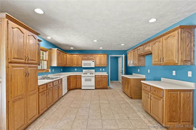 $267,650 | 5772 South Rolling Woods Road, Marengo, IN 47140