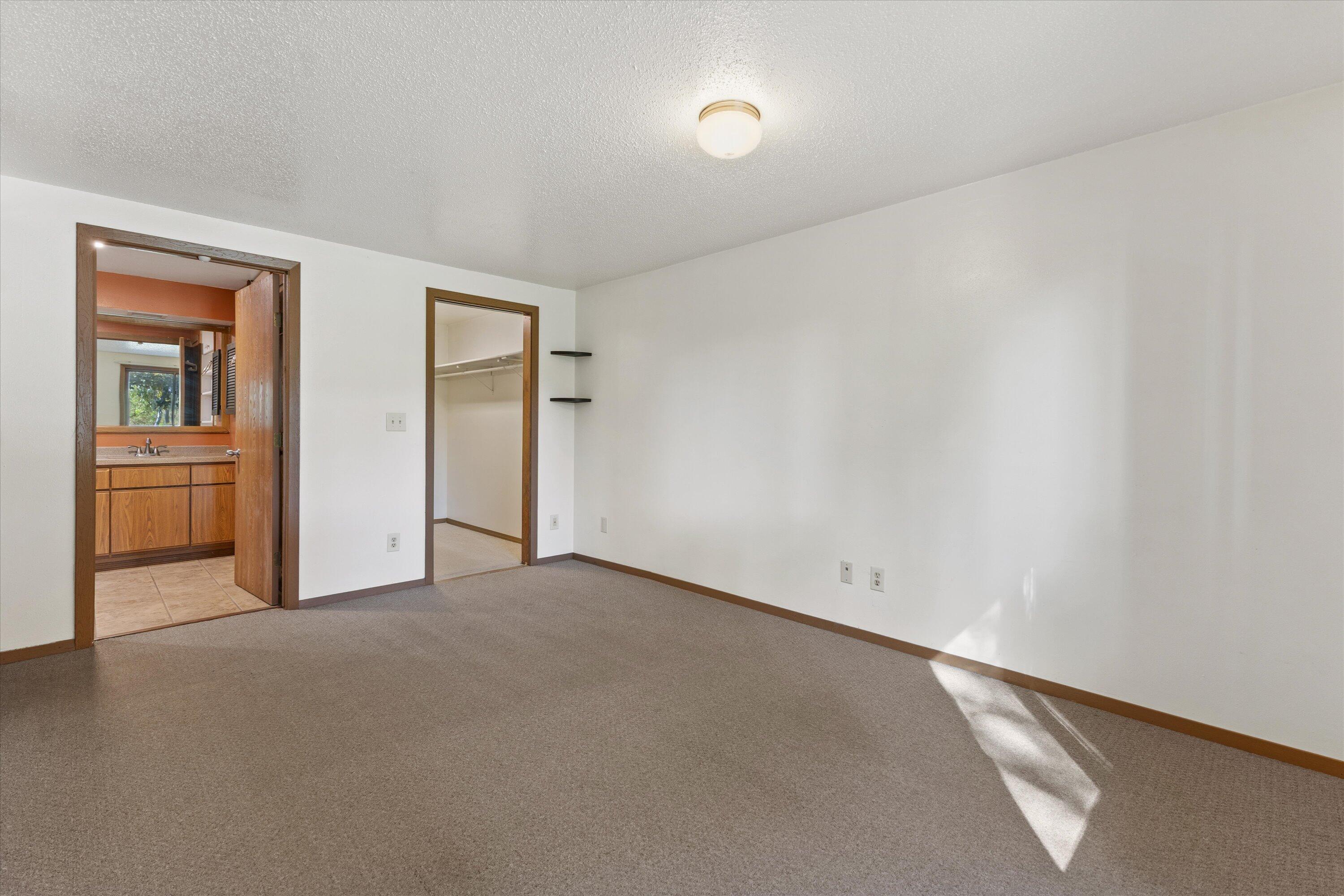 215 Franklin Street, Unit D Delavan, WI 53115 - Photo 21 of 40 21-IMG_7212