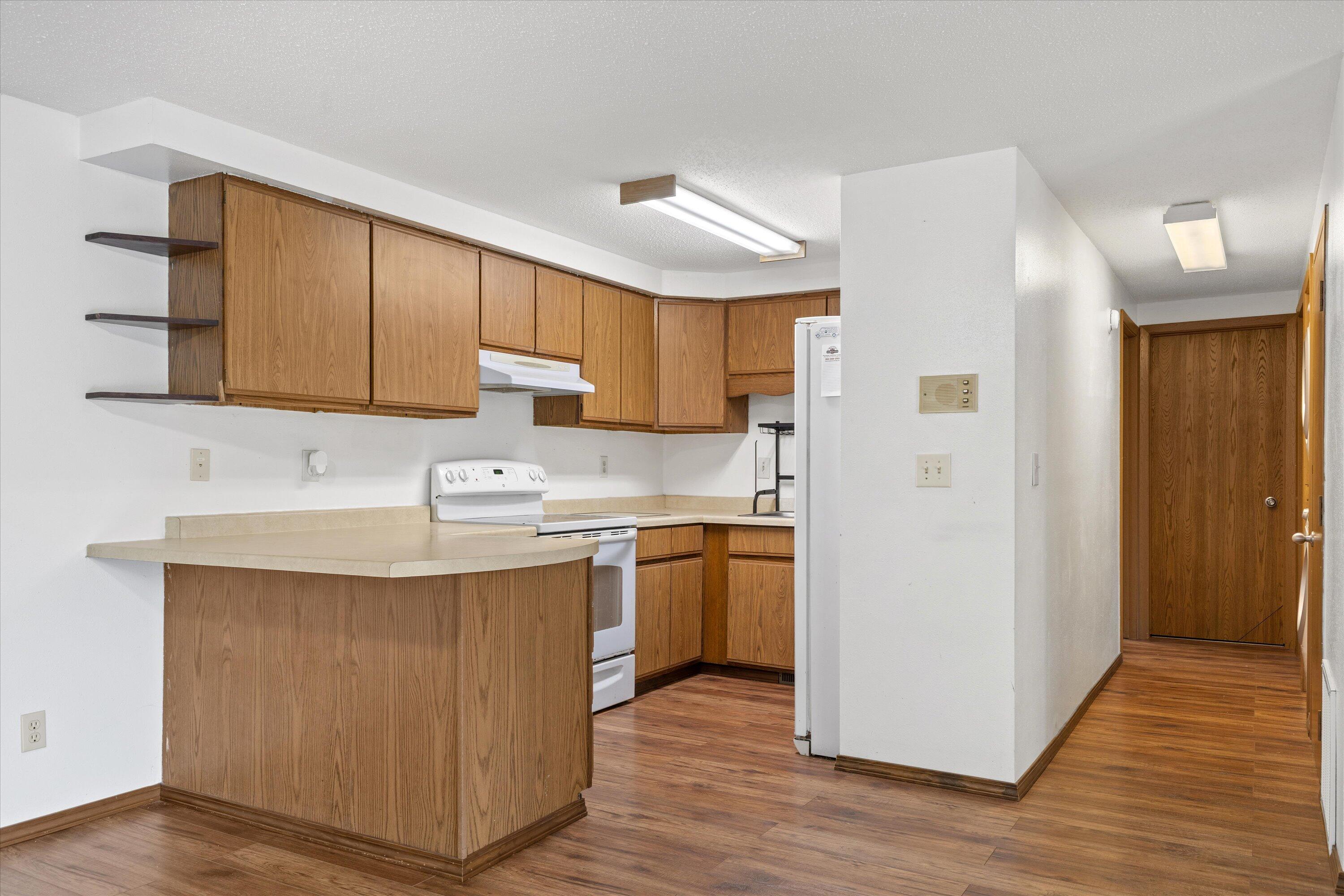 215 Franklin Street, Unit D Delavan, WI 53115 - Photo 9 of 40 36-IMG_7341