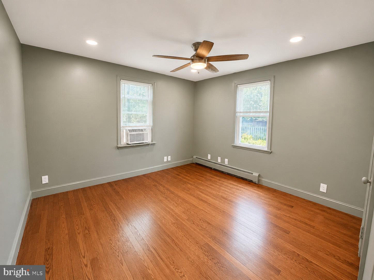 28 West Center Avenue Maple Shade, NJ 08052 - Photo 15 of 19