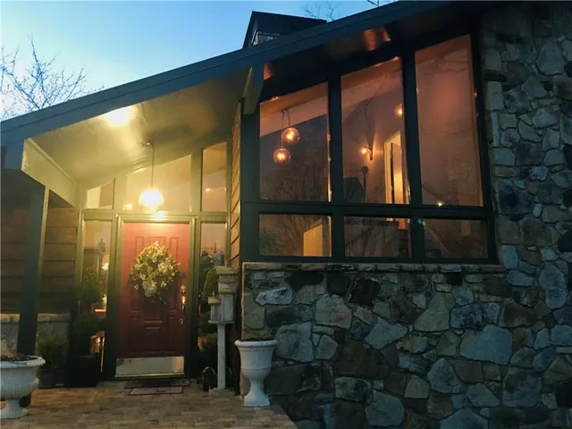 $735,000 | 1509 High Point Road, Bowdon, GA 30108