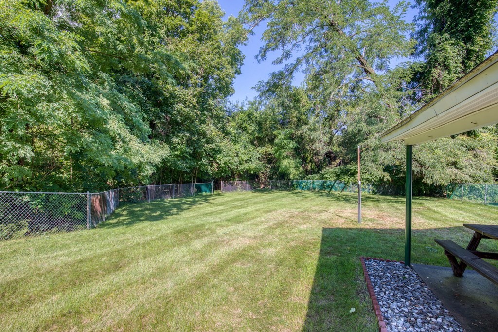 64 Plumtree Road Springfield, MA 01118 - Photo 15 of 17