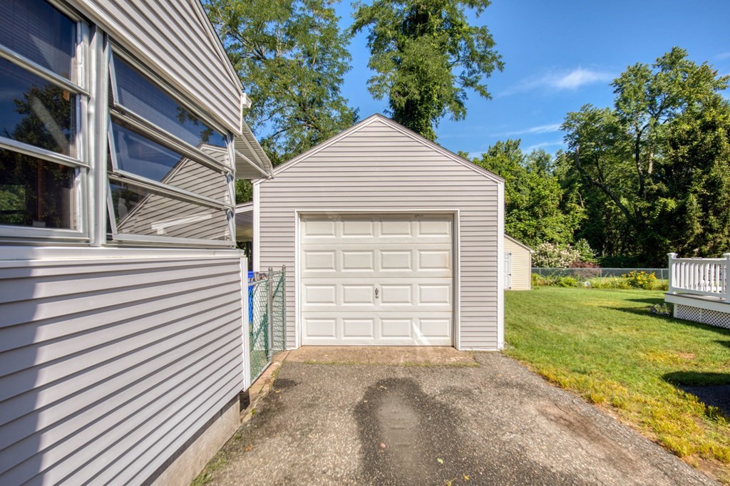 64 Plumtree Road Springfield, MA 01118 - Photo 17 of 17