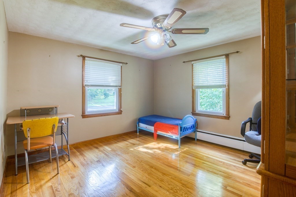 64 Plumtree Road Springfield, MA 01118 - Photo 9 of 17
