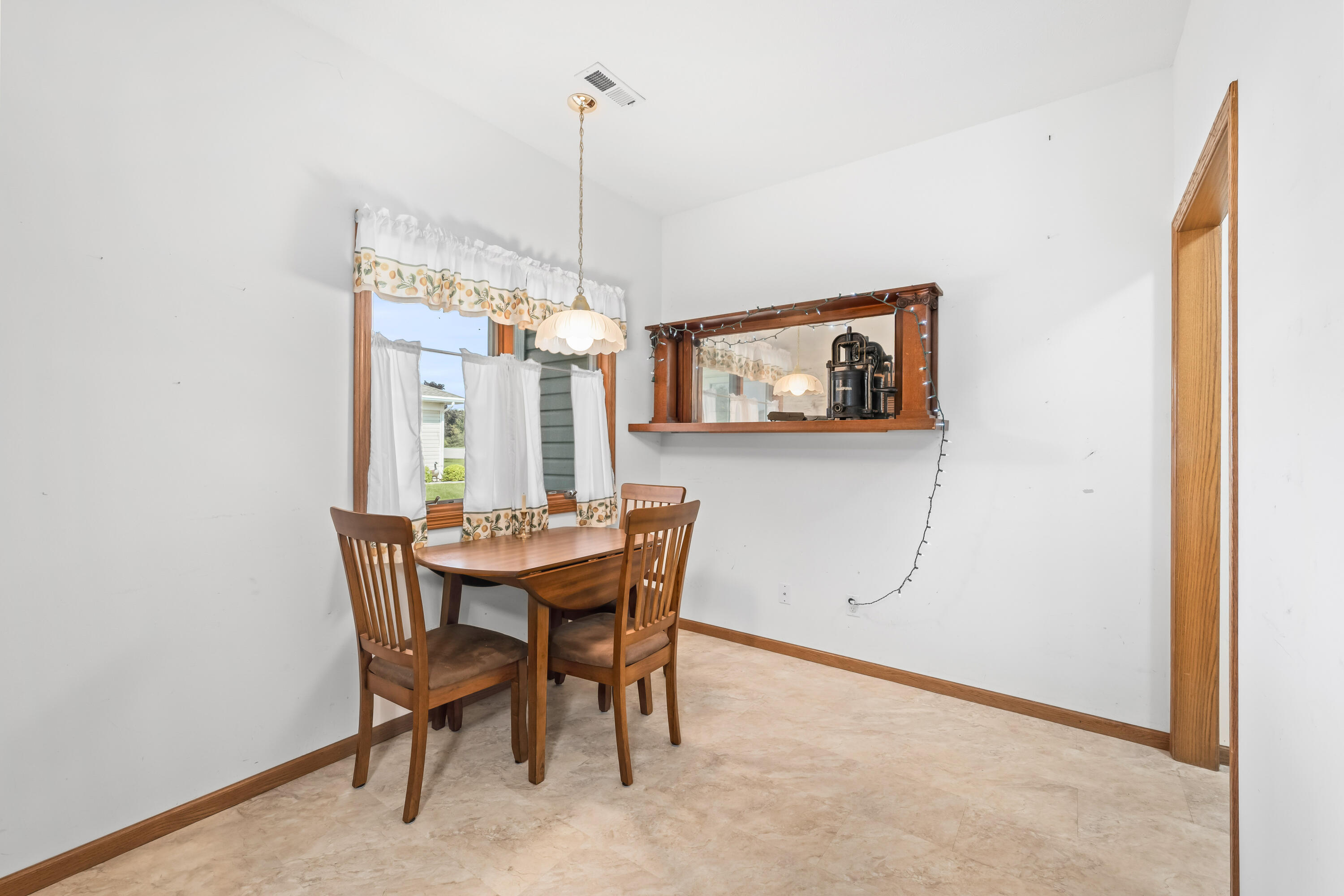 400 South Rice Street, Unit 12 Whitewater, WI 53190 - Photo 14 of 31 Rice-11