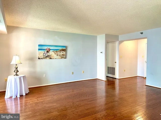 $1,850 | 3310 North Leisure World Boulevard, Unit 5036, Silver Spring, MD 20906