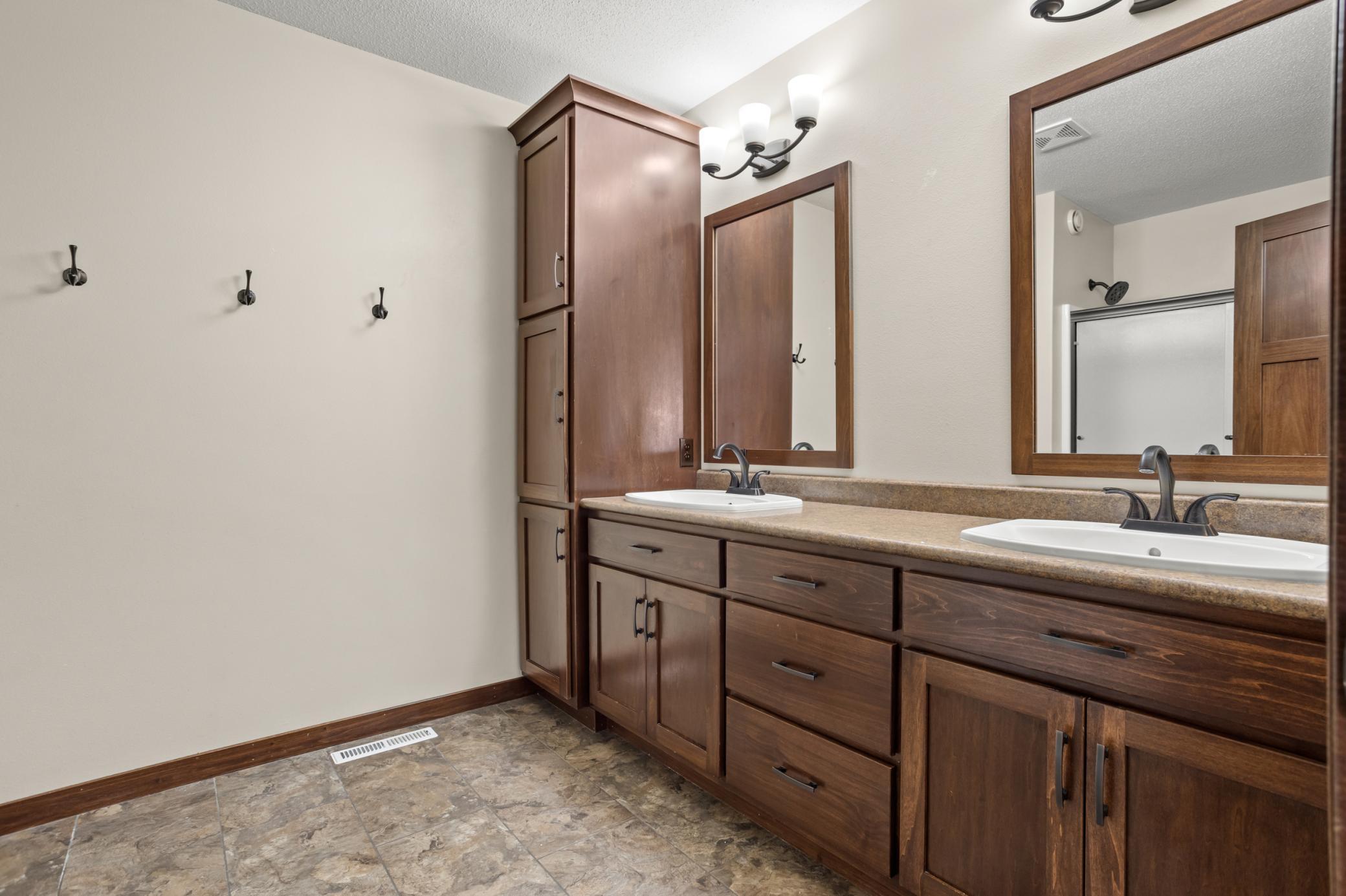 4856 2nd Street Southwest Moorhead, MN 56560 - Photo 40 of 88