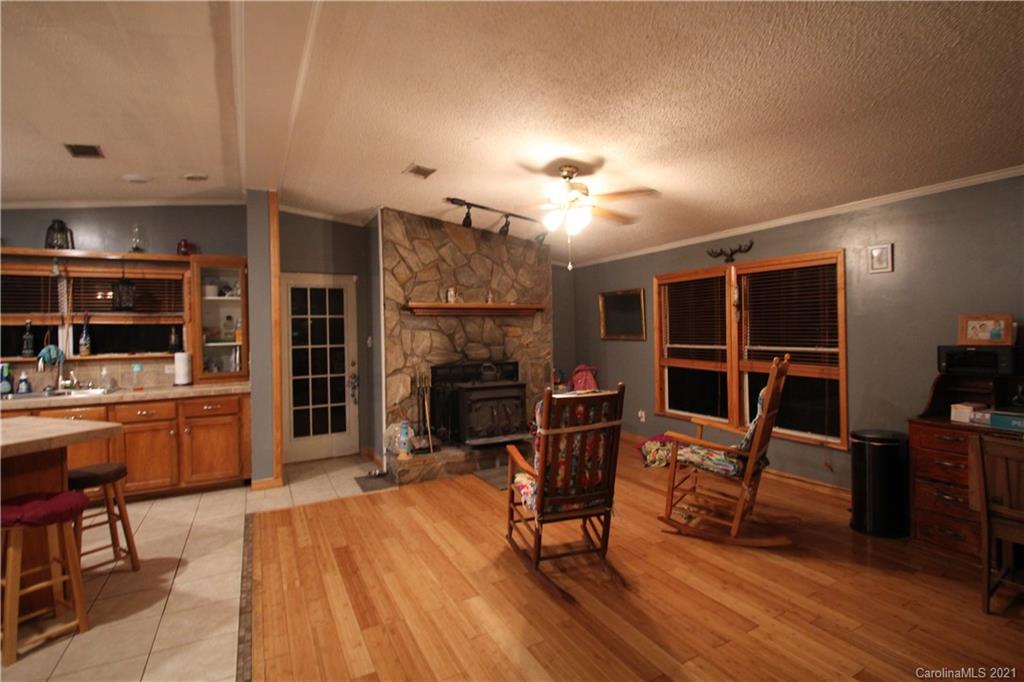 628-1 Bell Road Kings Mountain, NC 28086 - Photo 5 of 16 Gallery Image 5