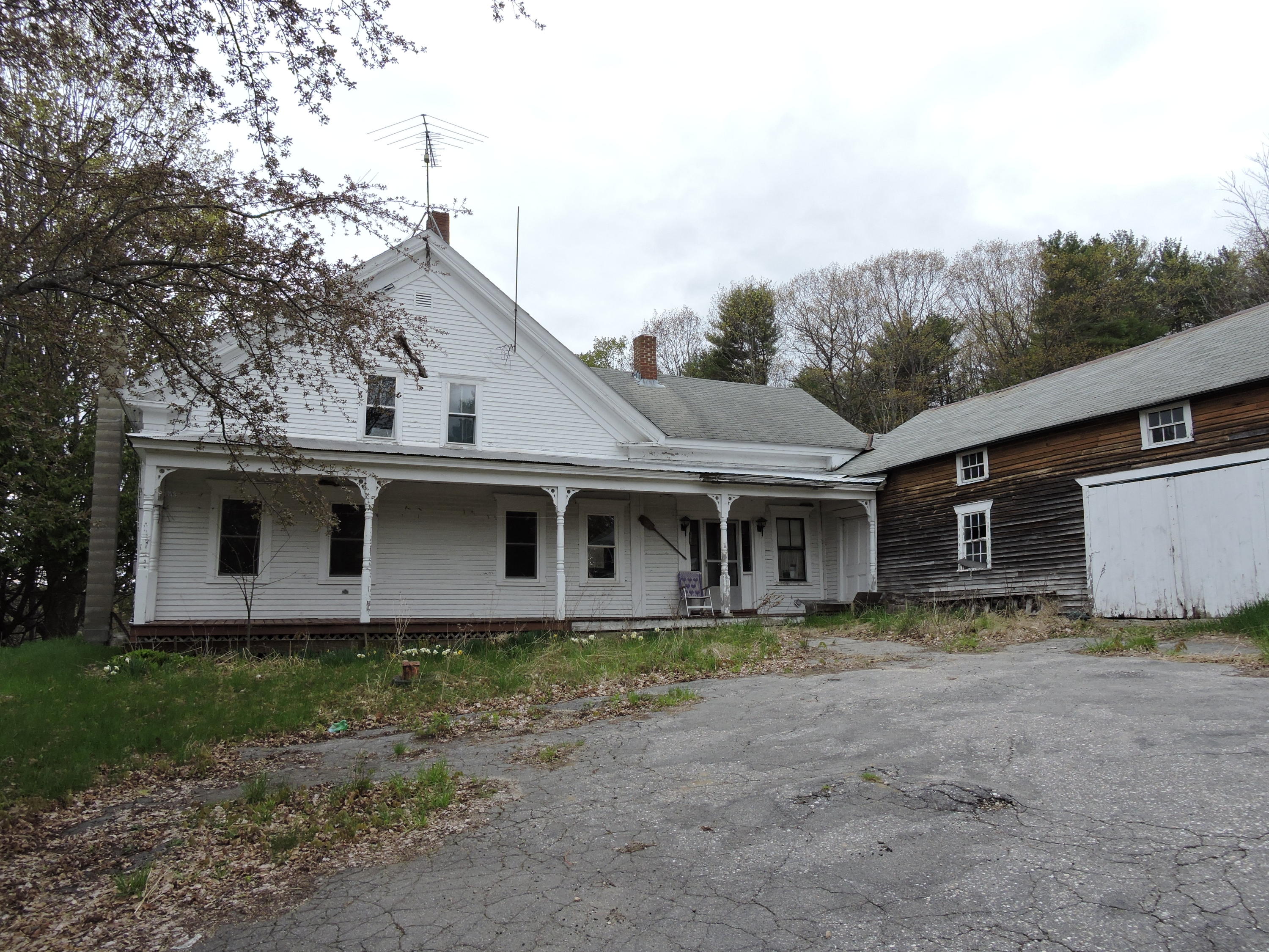 245 Parsonsfield Road Limerick, ME 04048 - Photo 2 of 3 DSCN5454