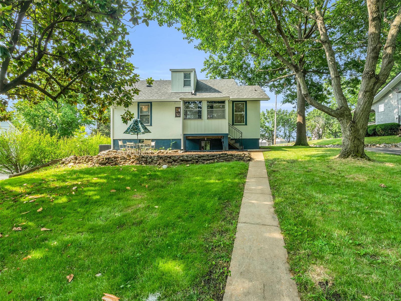 11637 Denny Road St. Louis, MO 63126 - Photo 21 of 23 Gallery Image 21
