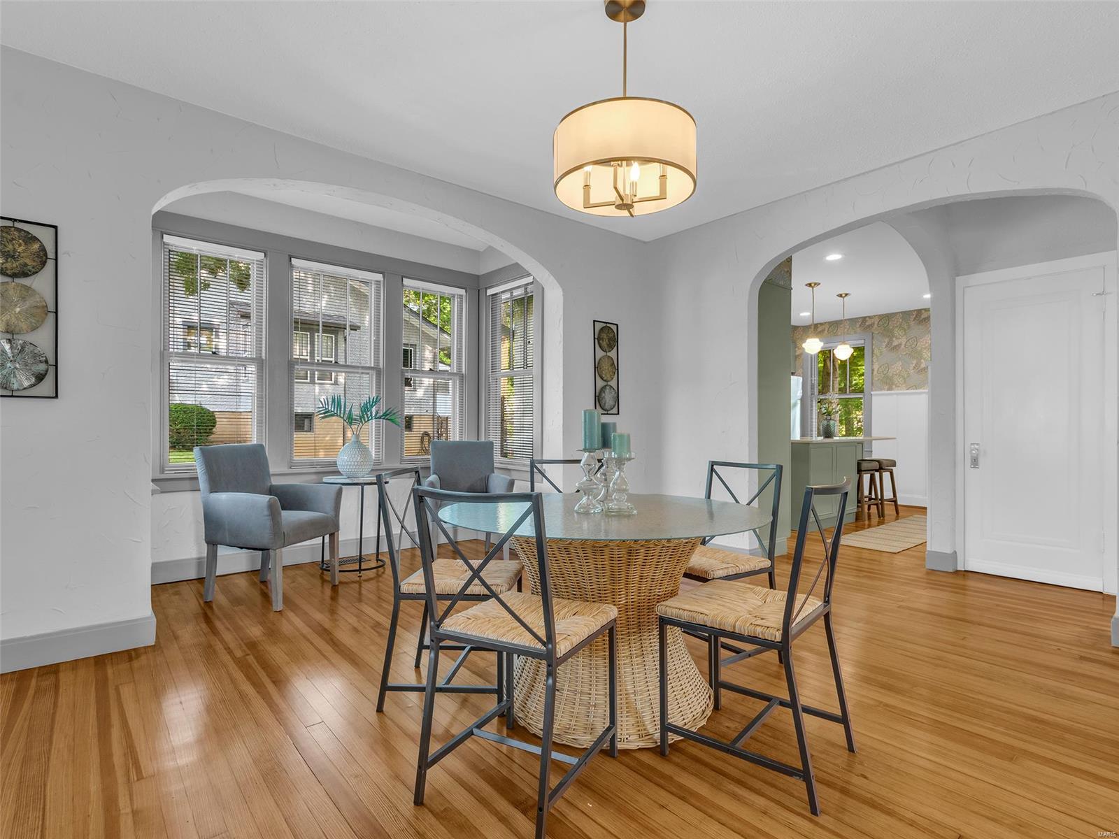 11637 Denny Road St. Louis, MO 63126 - Photo 3 of 23 Gallery Image 3