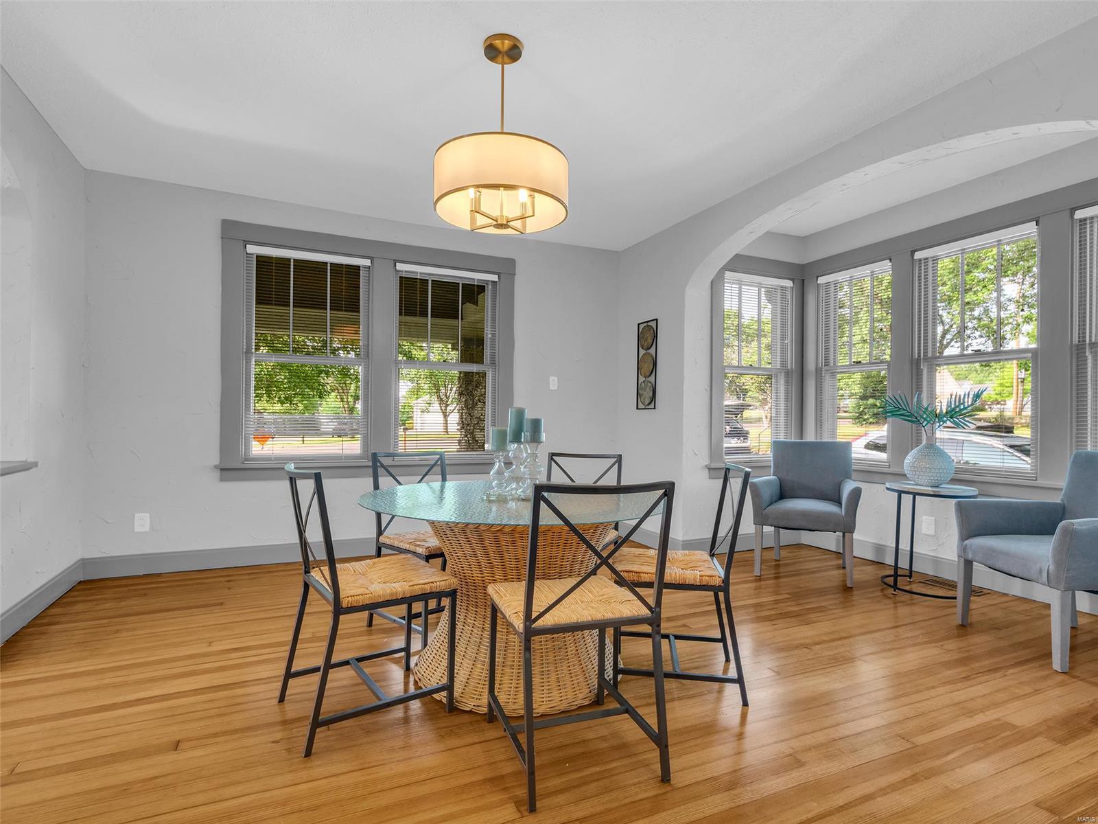 11637 Denny Road St. Louis, MO 63126 - Photo 4 of 23 Gallery Image 4