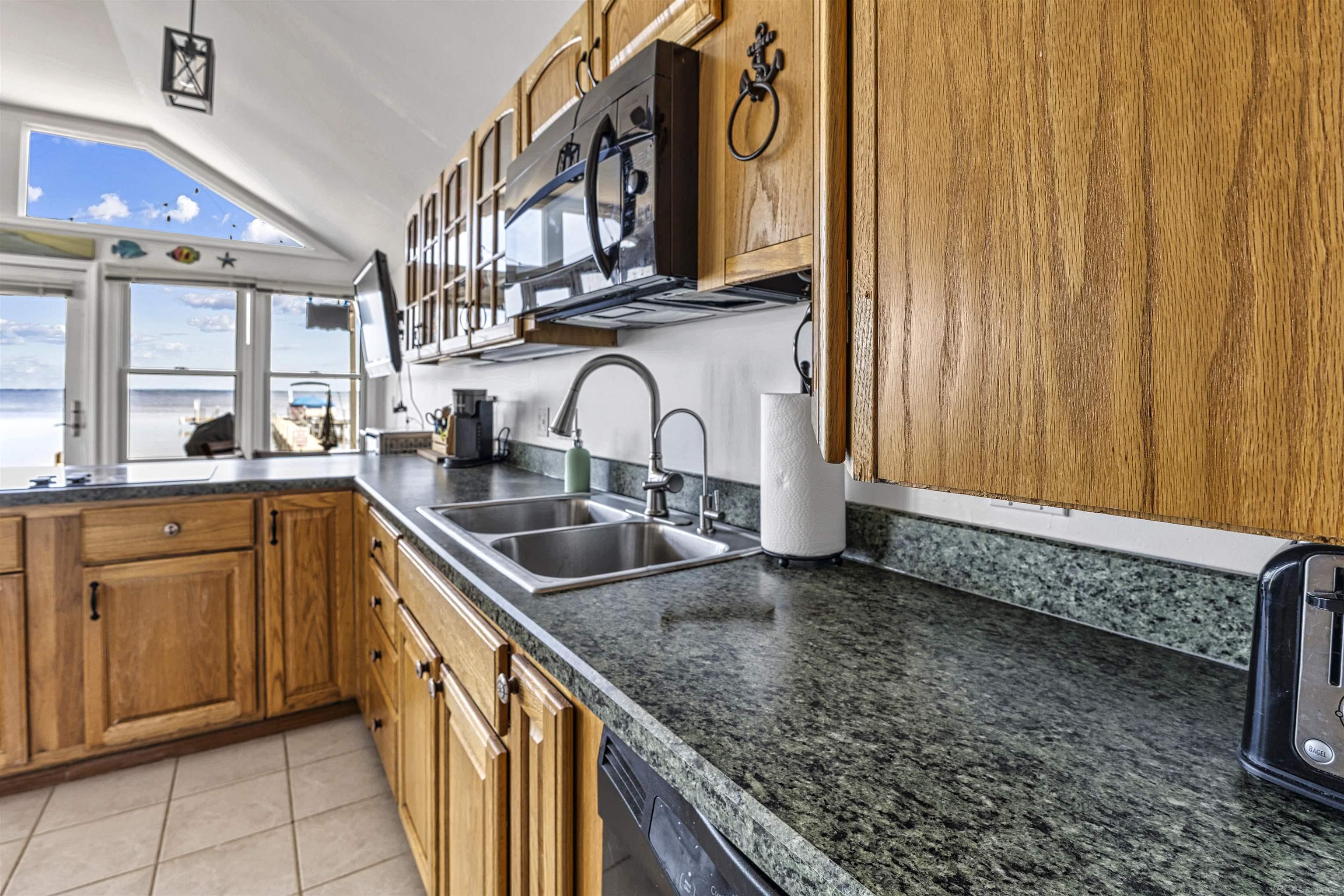 204 Broadway Road, Unit 2 Houghton Lake, MI 48629 - Photo 20 of 30