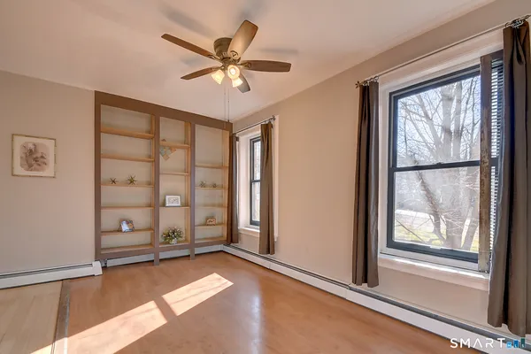 $1,400 | 26 Greene Avenue, Unit A8, Norwich, CT 06360