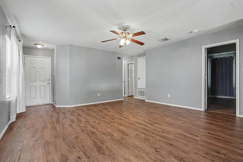 242 Turning Tree Road Wilmer, TX 75172 - Photo 4 of 29