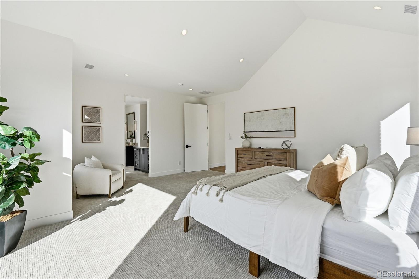 910 South Gaylord Street Denver, CO 80209 - Photo 26 of 45