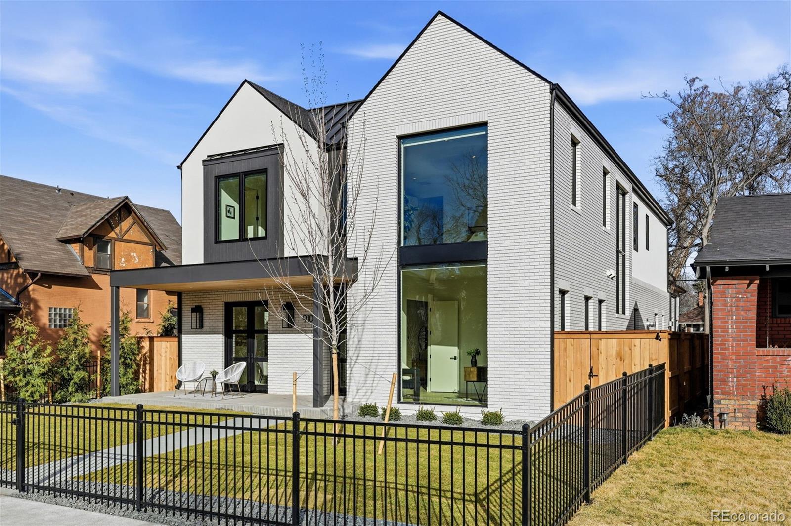 910 South Gaylord Street Denver, CO 80209 - Photo 3 of 45