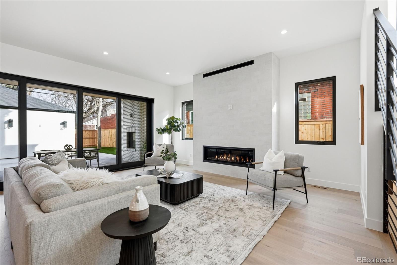 910 South Gaylord Street Denver, CO 80209 - Photo 7 of 45