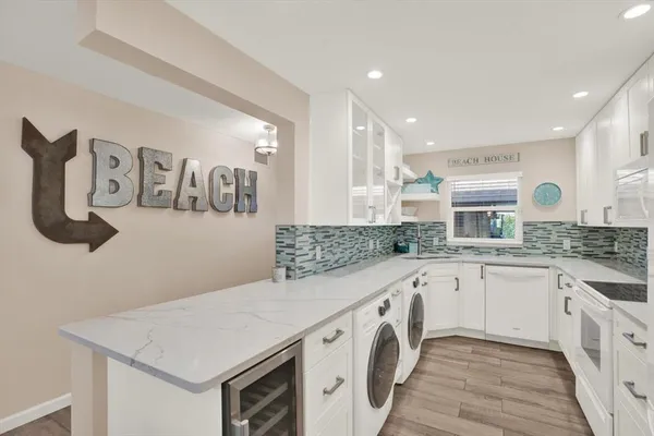 $535,000 | 4307 Gulf Drive, Unit 103, Holmes Beach, FL 34217