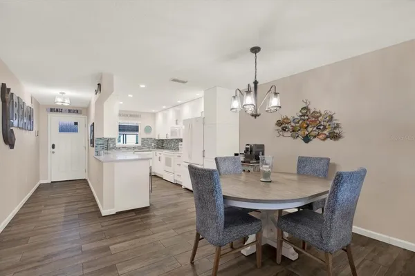 $535,000 | 4307 Gulf Drive, Unit 103, Holmes Beach, FL 34217