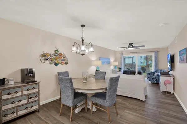 $535,000 | 4307 Gulf Drive, Unit 103, Holmes Beach, FL 34217