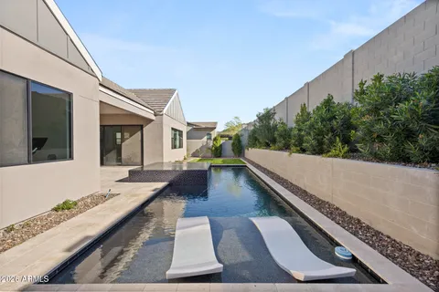 $965,000 | 713 East Kachina Trail, Phoenix, AZ 85042