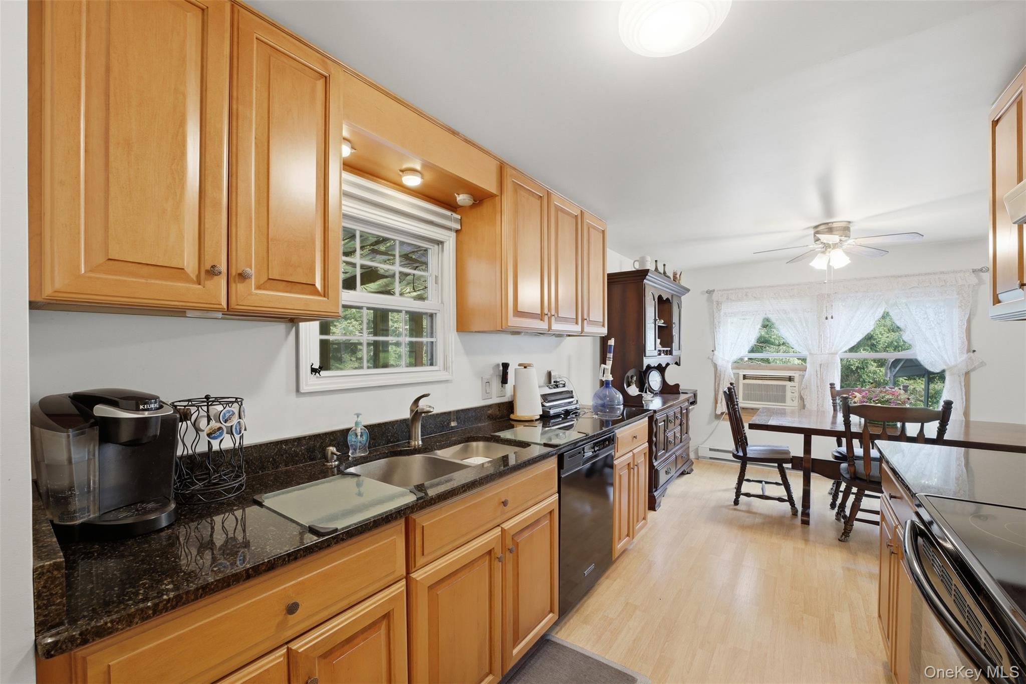4 Venice Road Patterson, NY 12563 - Photo 4 of 32