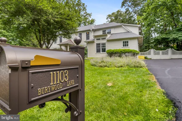 $2,200,000 | 11103 Burywood Lane, Reston, VA 20194