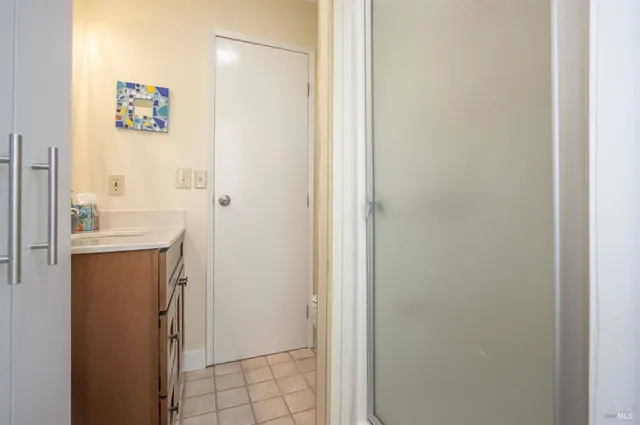 $450,000 | 9 Fallen Leaf Way, Novato, CA 94949