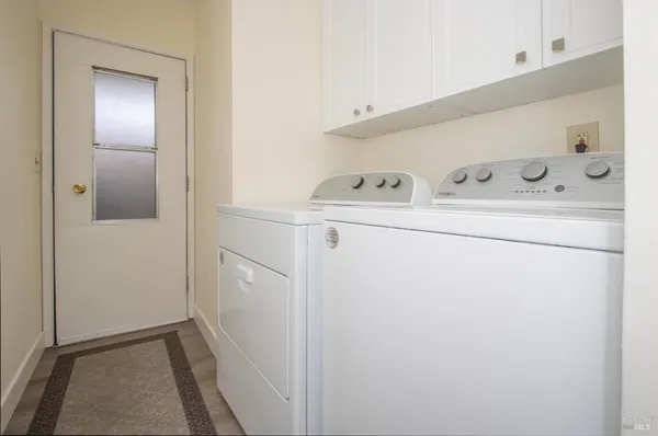 $450,000 | 9 Fallen Leaf Way, Novato, CA 94949