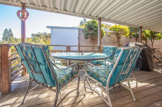 $450,000 | 9 Fallen Leaf Way, Novato, CA 94949