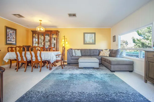 $450,000 | 9 Fallen Leaf Way, Novato, CA 94949