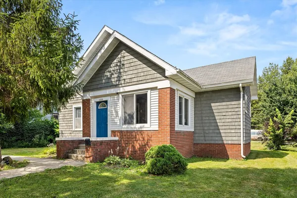 $169,900 | 1006 South Bloomington Street, Streator, IL 61364
