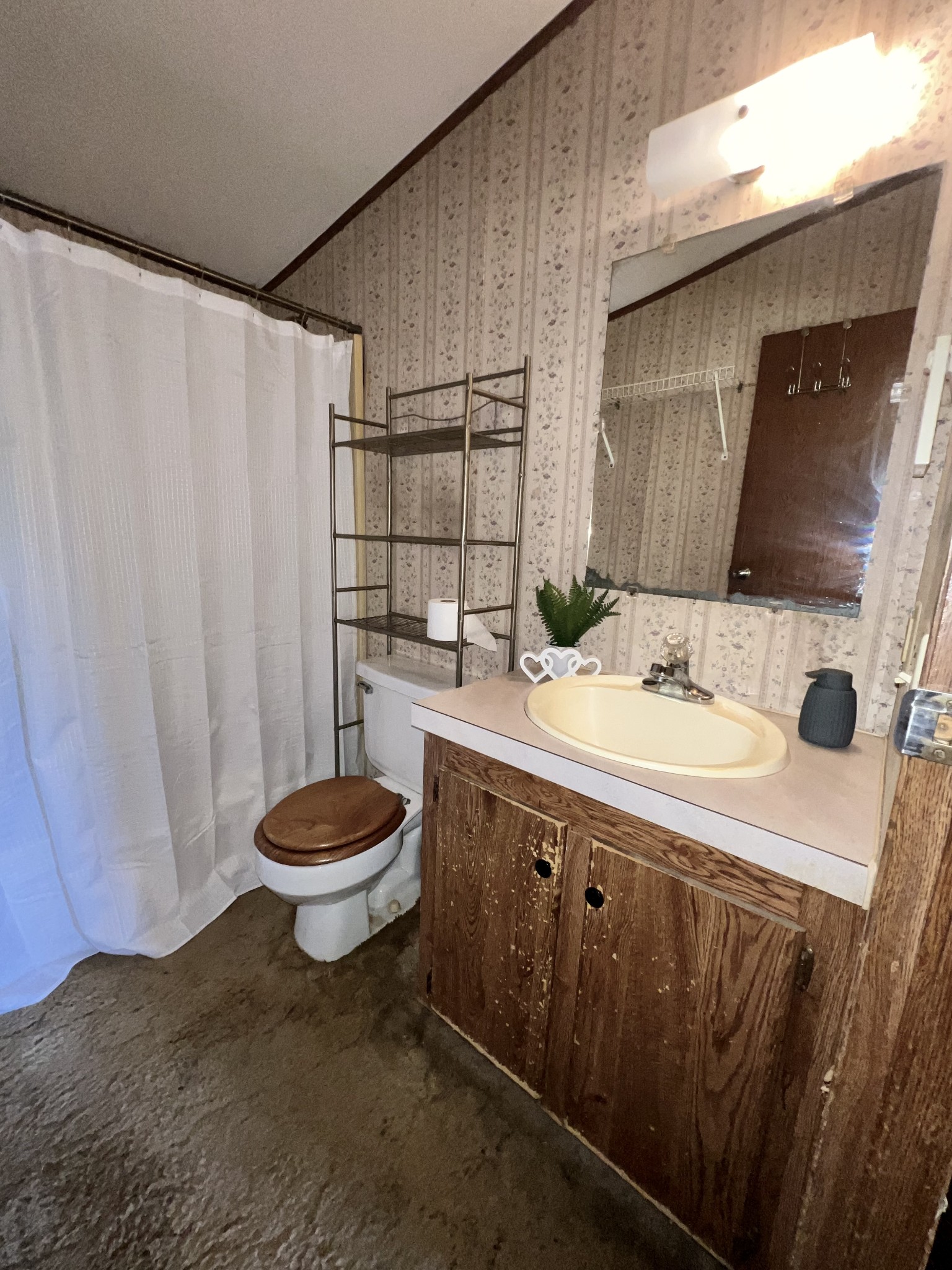 1348 Hamble Road Charlotte, TN 37036 - Photo 18 of 31 Gallery Image 18
