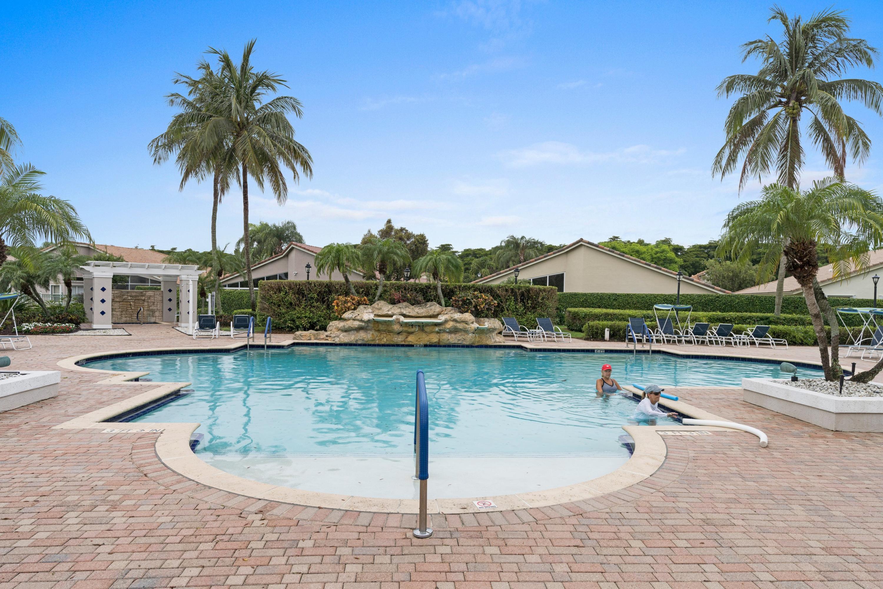 7050 Falls Road East Boynton Beach, FL 33437 - Photo 18 of 19 DSC00942.jpg-SMALL