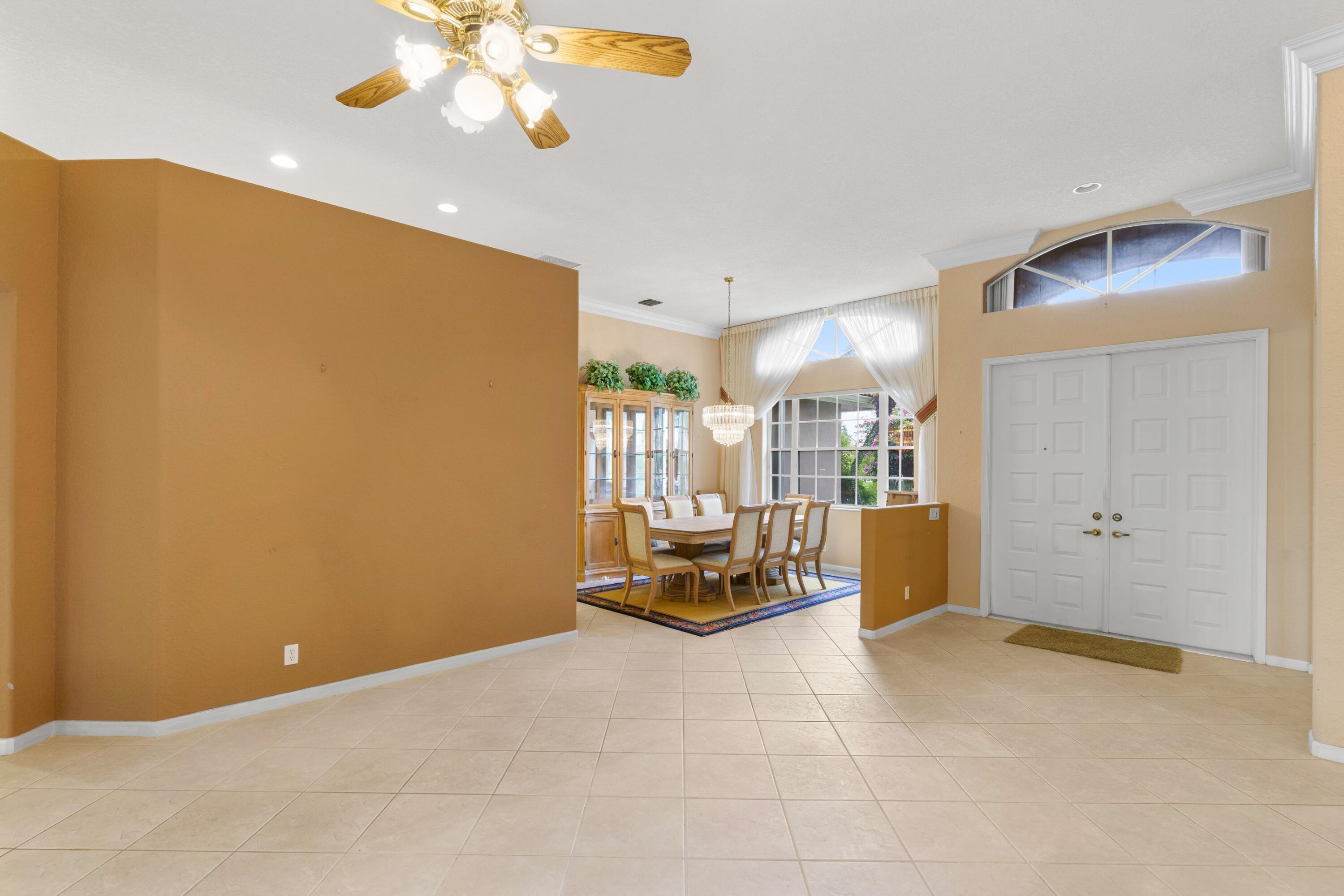 7050 Falls Road East Boynton Beach, FL 33437 - Photo 4 of 19 DSC00895.jpg-SMALL