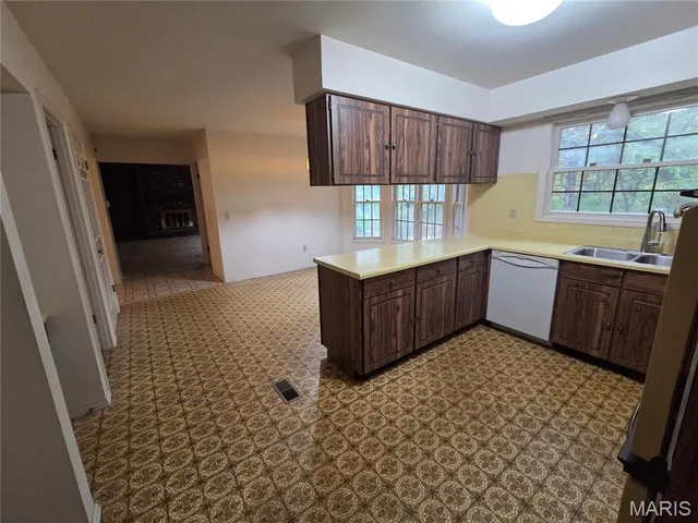 $534,900 | 939 Wynhaven Lane, Ballwin, MO 63011