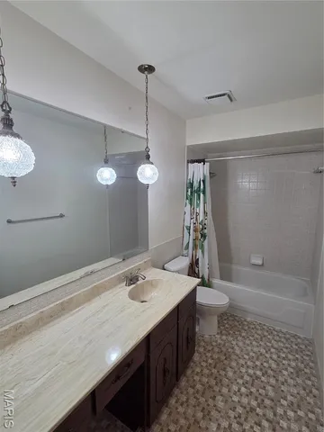 $534,900 | 939 Wynhaven Lane, Ballwin, MO 63011