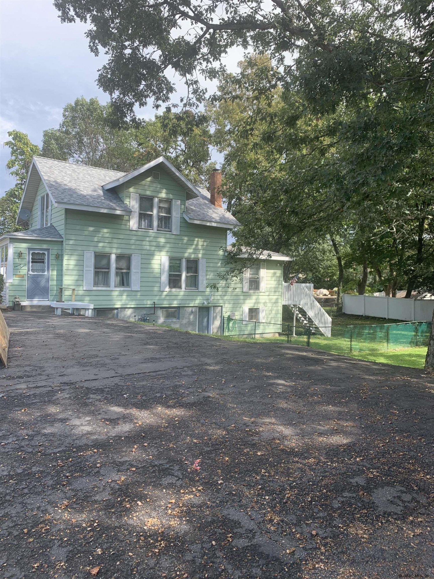 1112 River Road Troy, NY 12182 - Photo 2 of 17 Photo 2