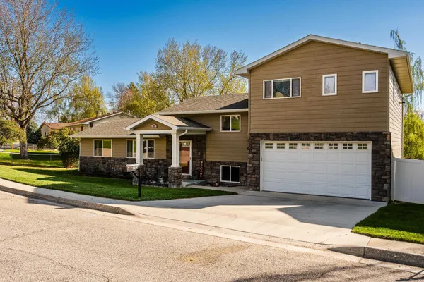 $497,000 | 703 Circle Drive, Buffalo, WY 82834