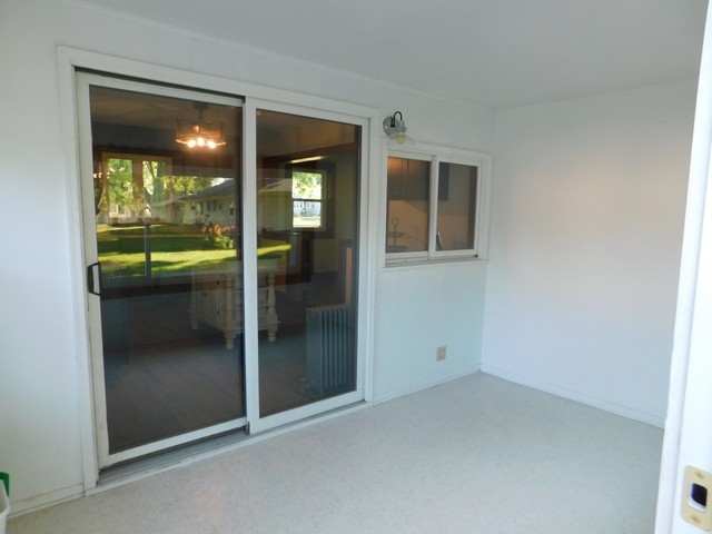 610 South Main Street Rochelle, IL 61068 - Photo 13 of 37